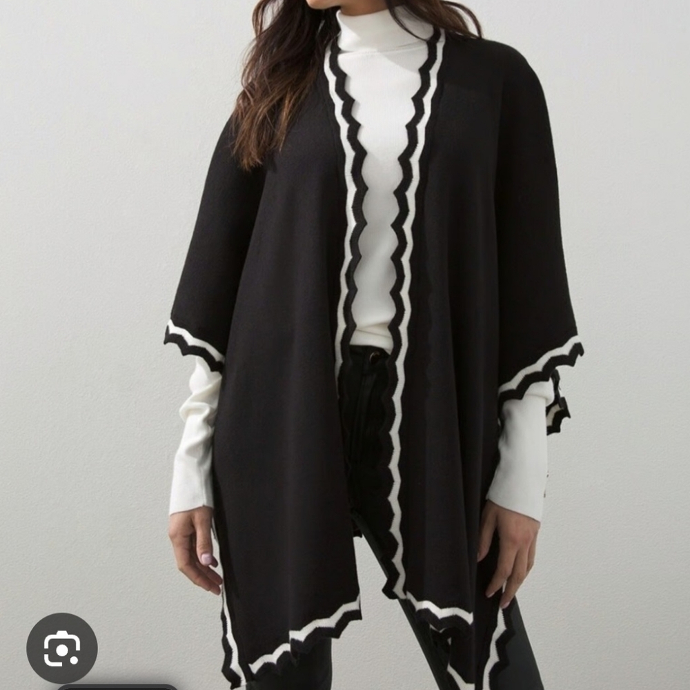 Chico's Black & White Zig Zag Trim Ruana Sweater Poncho Size S M NWT ❤️